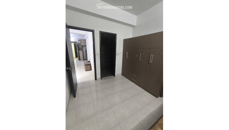 Bán căn hộ chung cư EuroWindows Đông Hội - View trung tâm triển lãm 66m nhỉnh 3 tỷ
9TL)